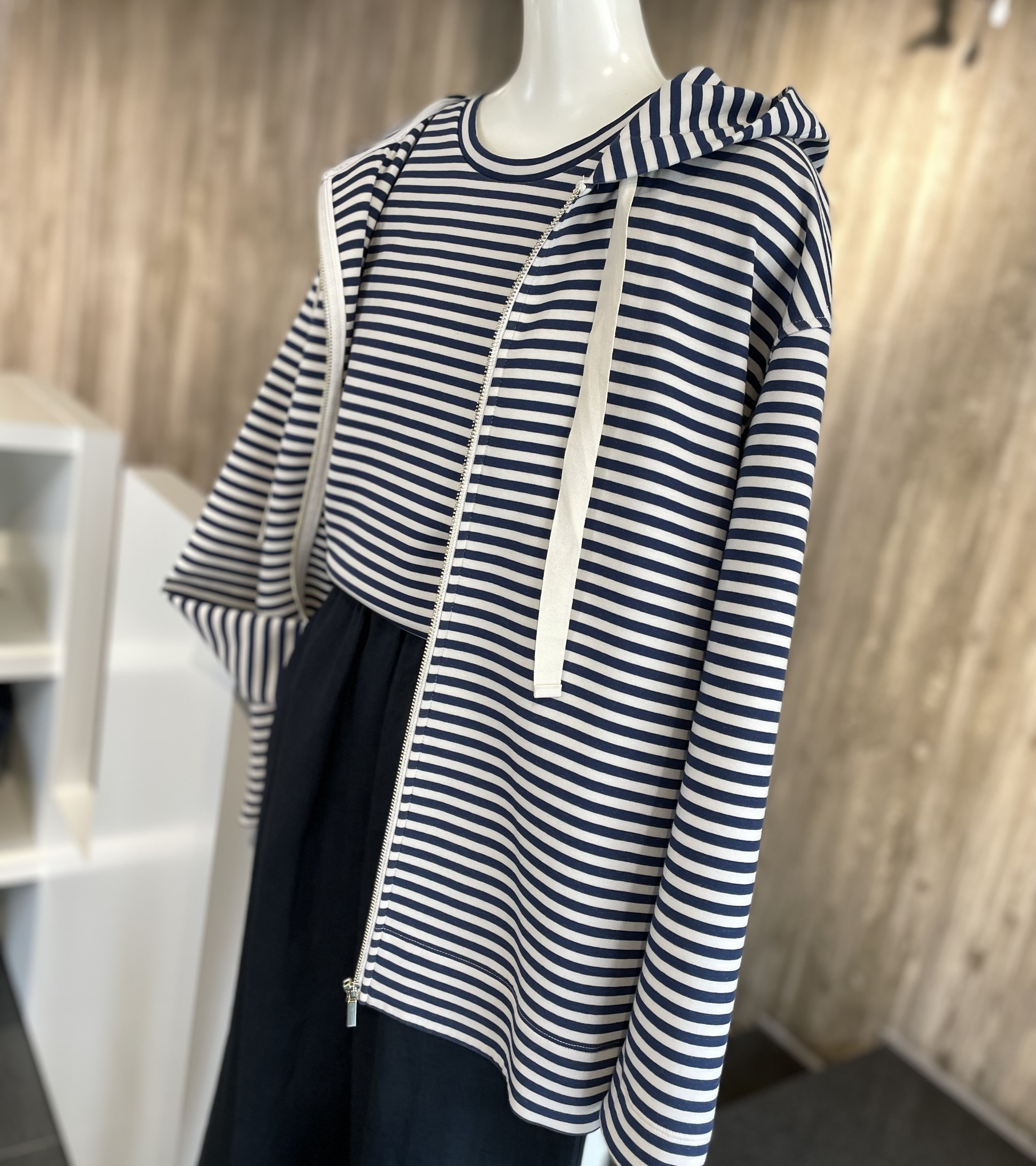 MaxMara（マックスマーラー）